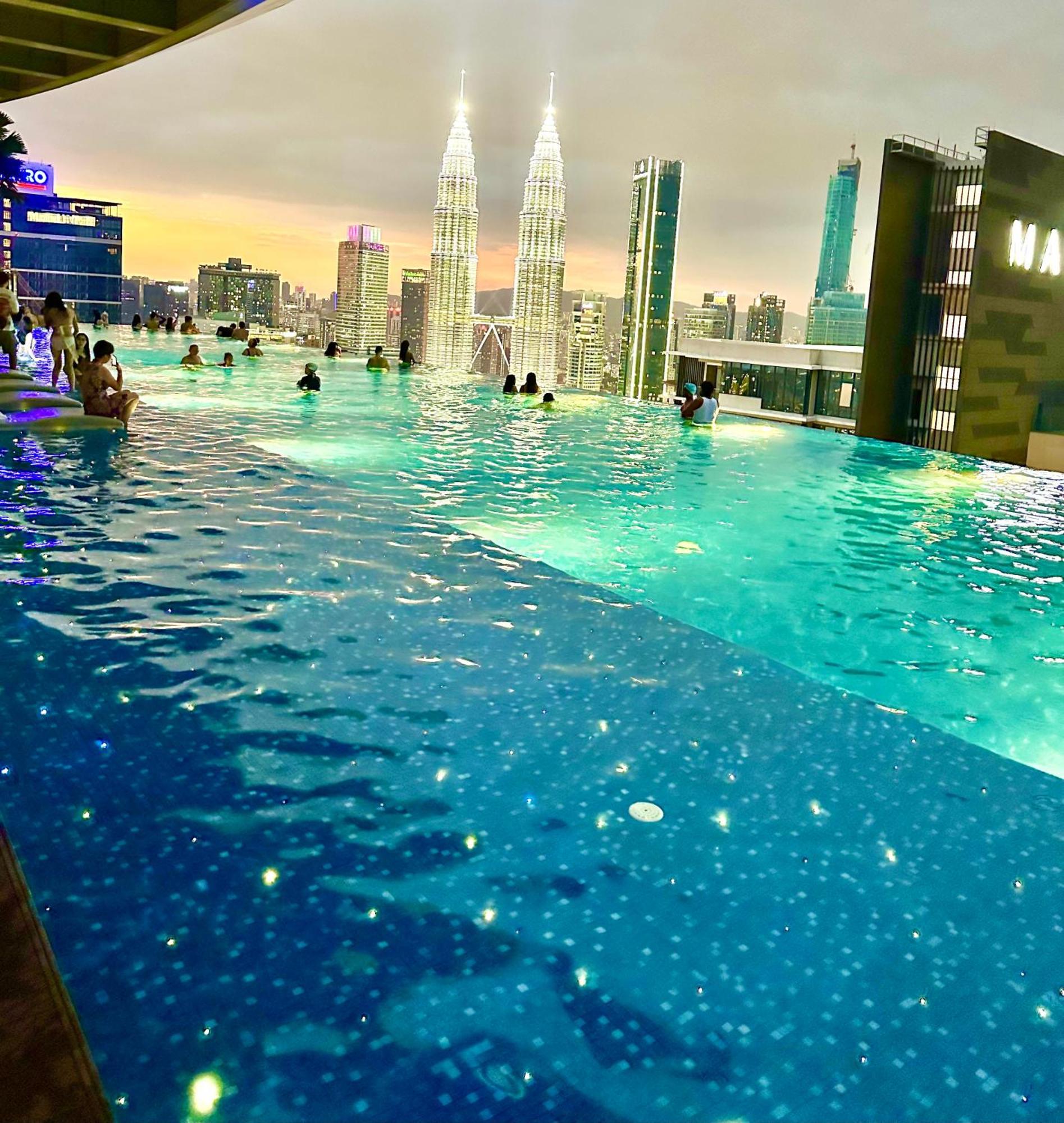 Eaton Service Apartment At Klcc 쿠알라룸푸르 외부 사진